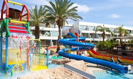 יום כיף בפארק מים לאונרדו קלאב
