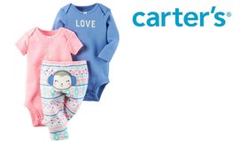 סט בגדים לתינוק Carter's