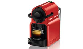 מכונת קפה וקפסולות Nespresso