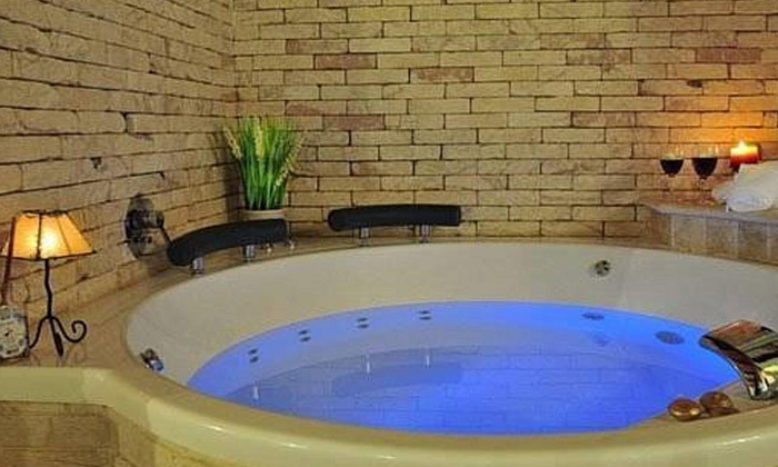 7 חופשה זוגית במתחם סוויטות יוקרתי בגליל 