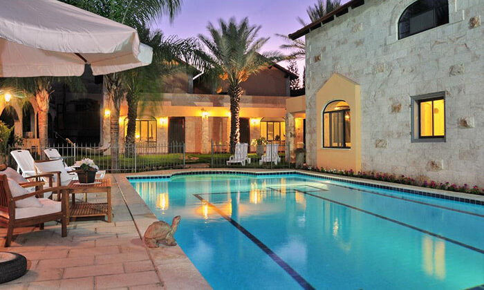 2 חופשה זוגית במתחם סוויטות יוקרתי בגליל 