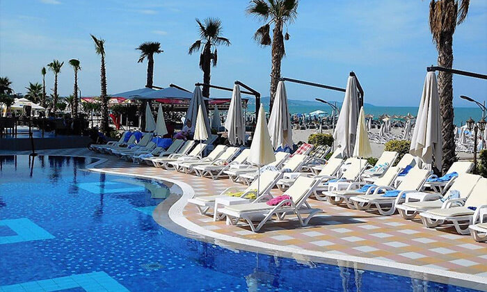 8 קיץ הכול כלול באלבניה - חופים מדהימים, אטרקציות משפחתיות ומלון 5* מפנק