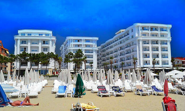 7 קיץ הכול כלול באלבניה - חופים מדהימים, אטרקציות משפחתיות ומלון 5* מפנק