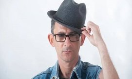 כרטיס לסטנדאפ של אלי גלפרין