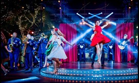 מופע THE SHOW MUST GO ON