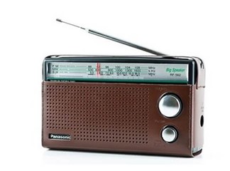רדיו Panasonic דגם RF562
