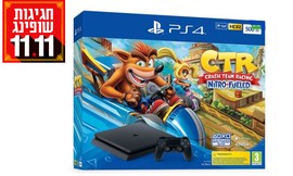 קונסולת משחק PS 4 עם שני שלטים