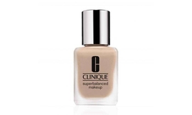 מייקאפ Clinique superbalanced