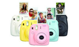 מצלמת Fuji Instax